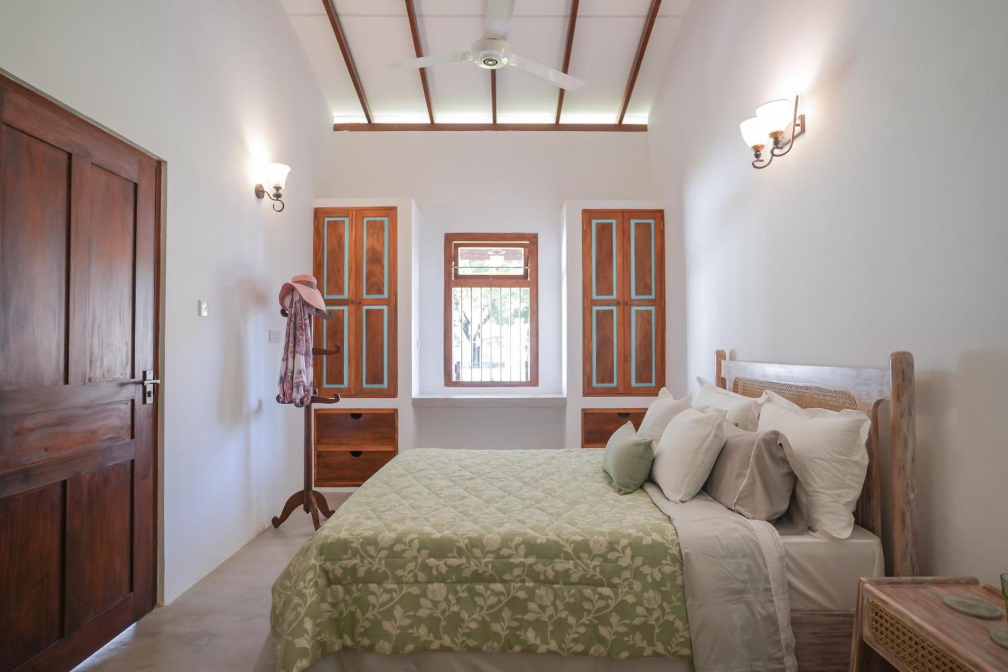 Summer House - Private Villa Close To International Airport Bia Я-Эла Экстерьер фото