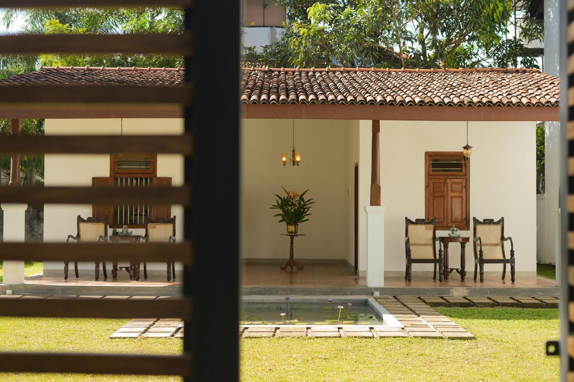 Summer House - Private Villa Close To International Airport Bia Я-Эла Экстерьер фото