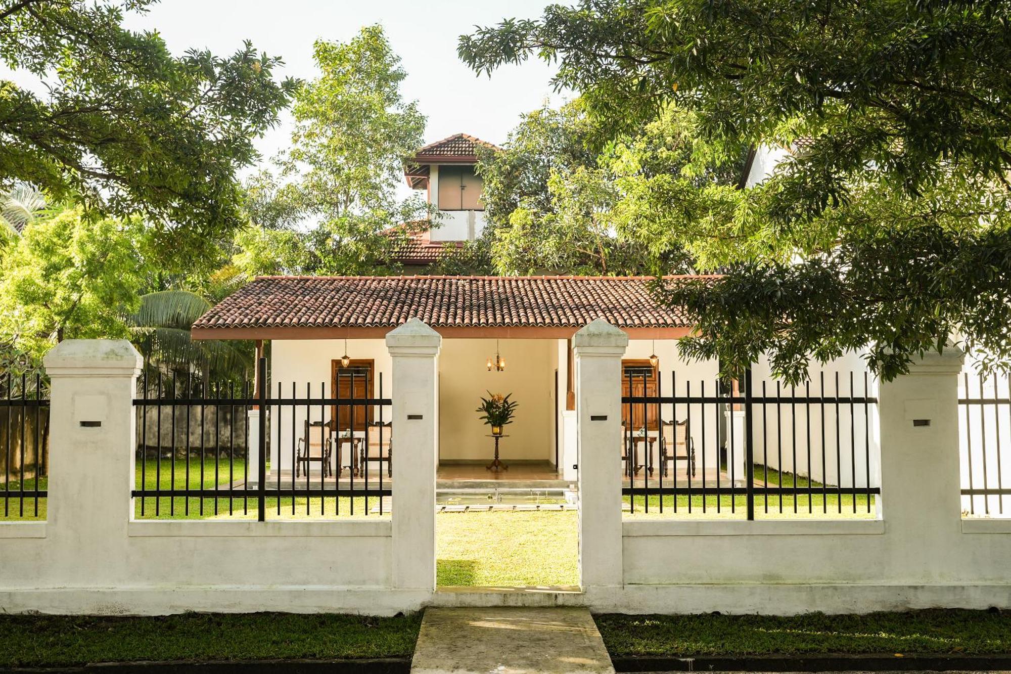 Summer House - Private Villa Close To International Airport Bia Я-Эла Экстерьер фото